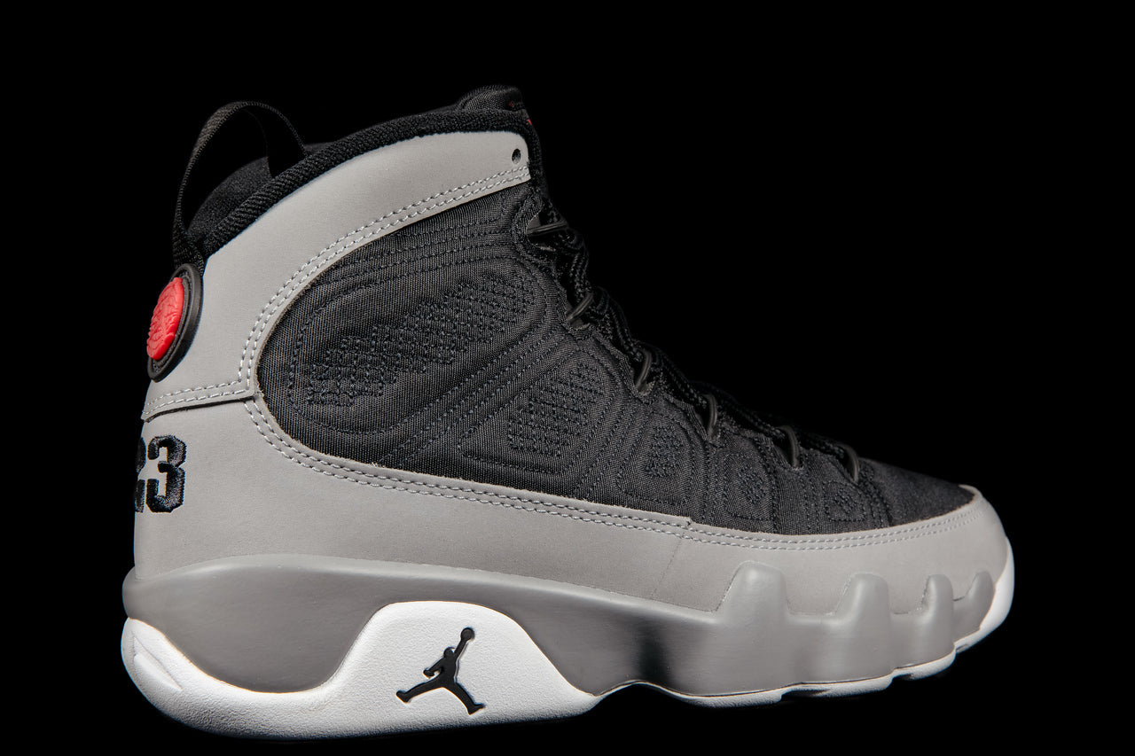 AIR JORDAN 9 RETRO