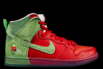 NIKE SB DUNK HIGH PRO QS