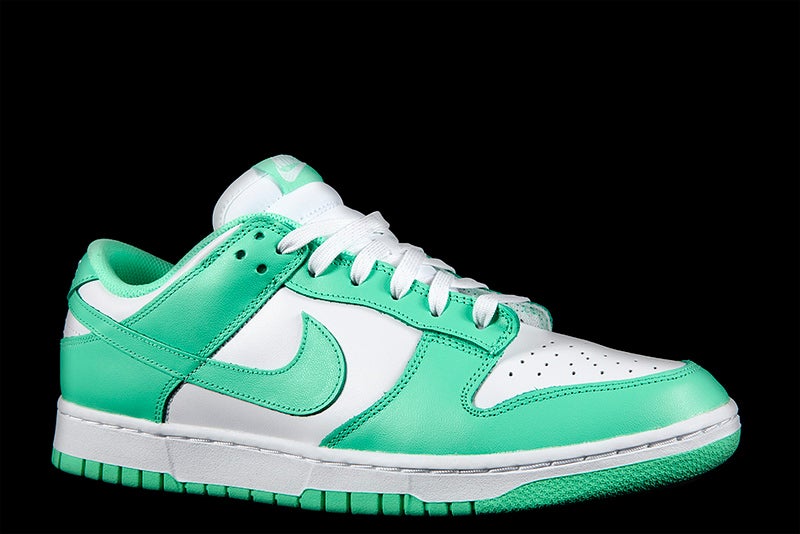 WMNS NIKE DUNK LOW