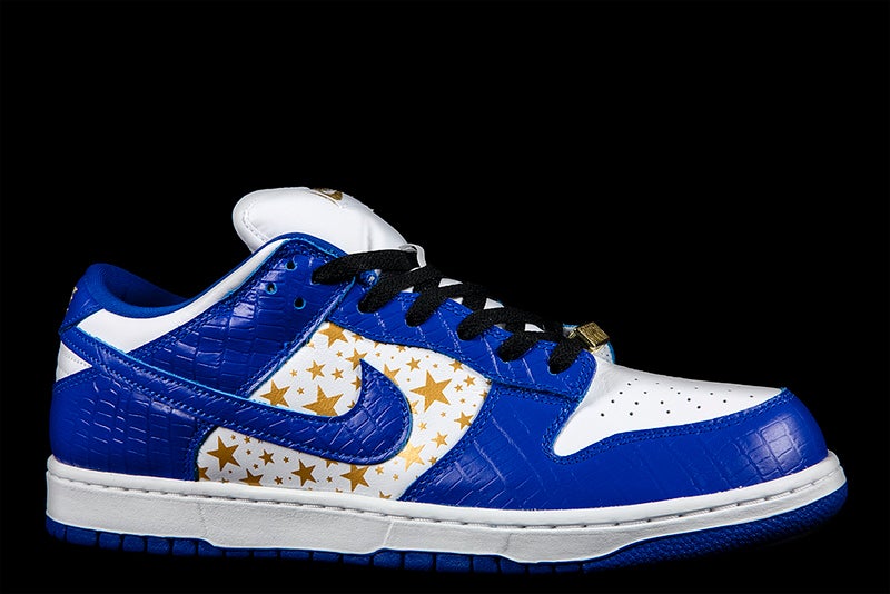 NIKE SB DUNK LOW OG QS SUPREME