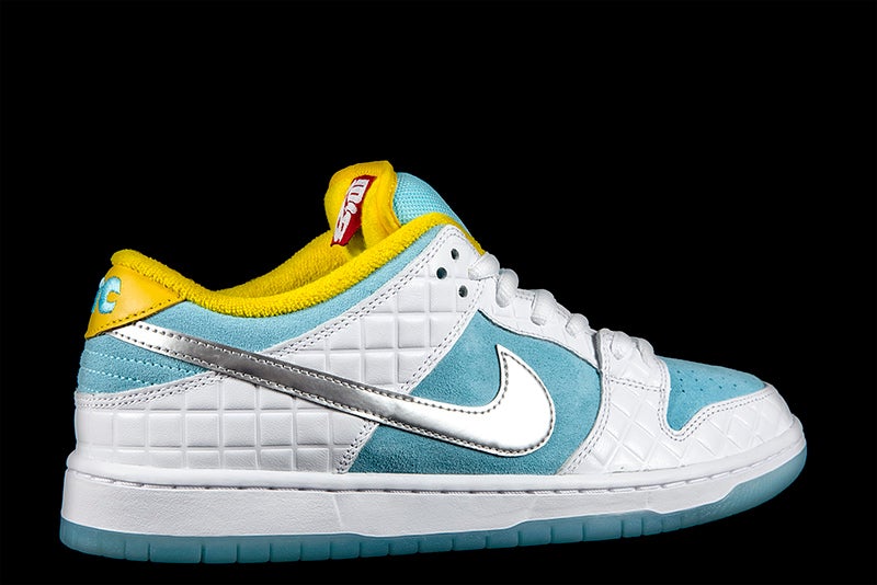 NIKE SB DUNK LOW PRO QS