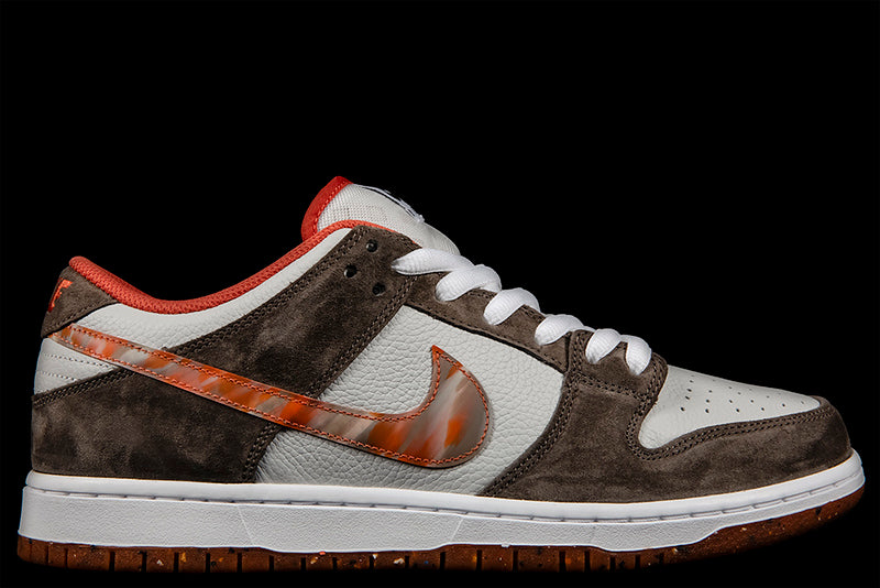 NIKE SB DUNK LOW PRO QS