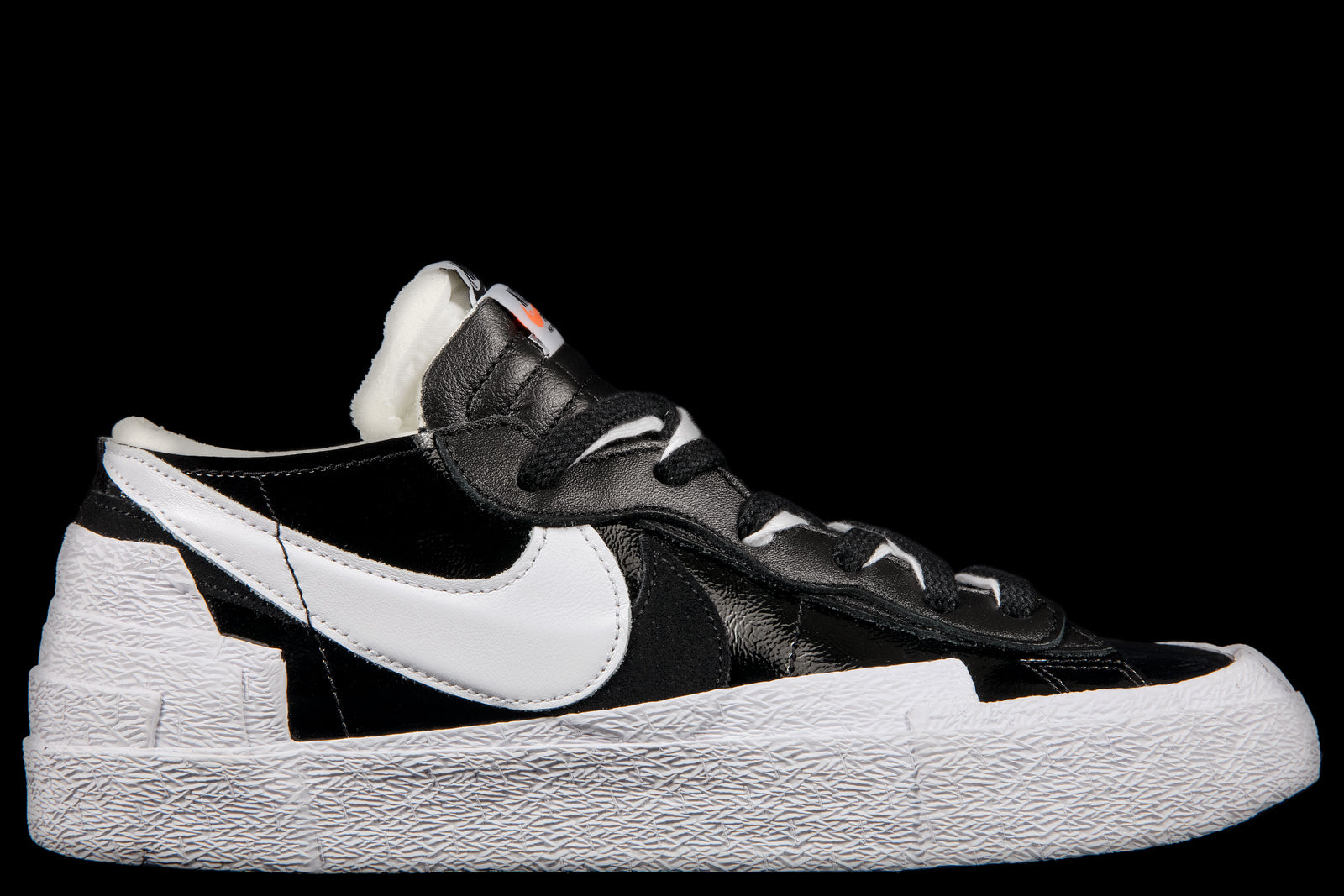 NIKE BLAZER LOW / SACAI