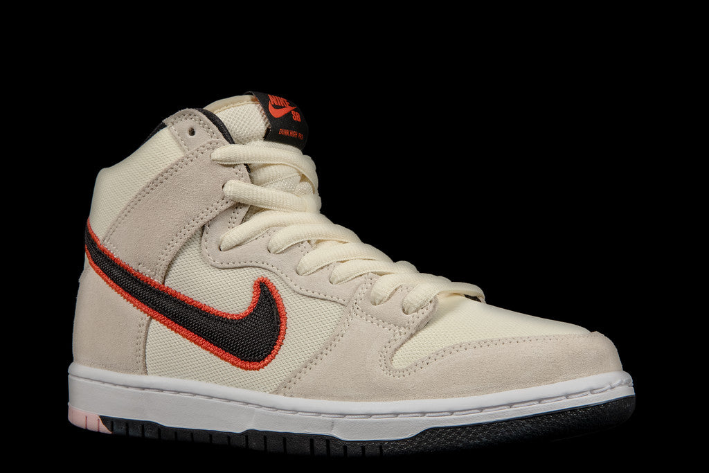 NIKE SB DUNK HIGH PRO PRM | SAN FRANCISCO GIANTS | 2022 | DO9394