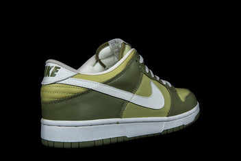 NIKE WOMENS DUNK LOW