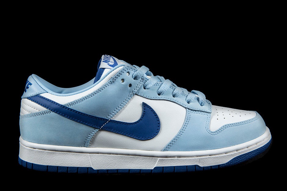 WOMENS NIKE DUNK LOW PRO