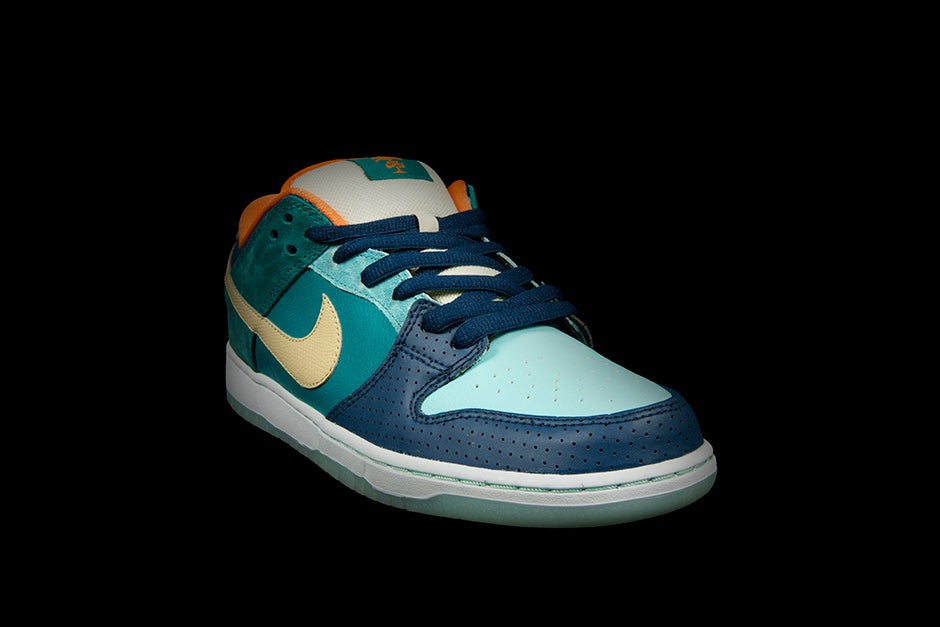 NIKE DUNK LOW PREMIUM SB QS