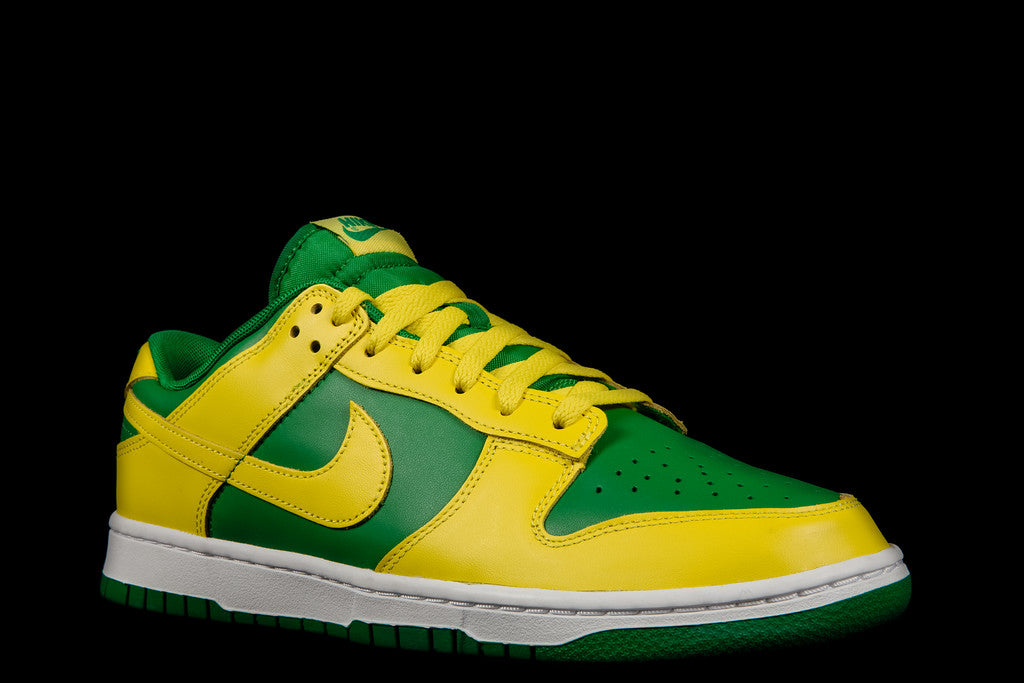 NIKE DUNK LOW RETRO BTTYS