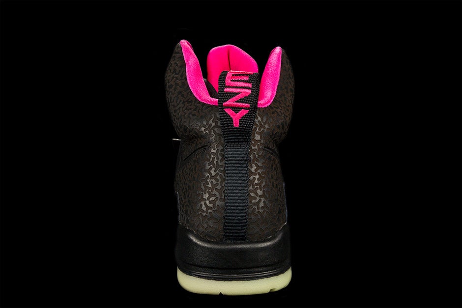 NIKE AIR YEEZY