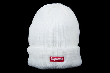 SUPREME BEANIE