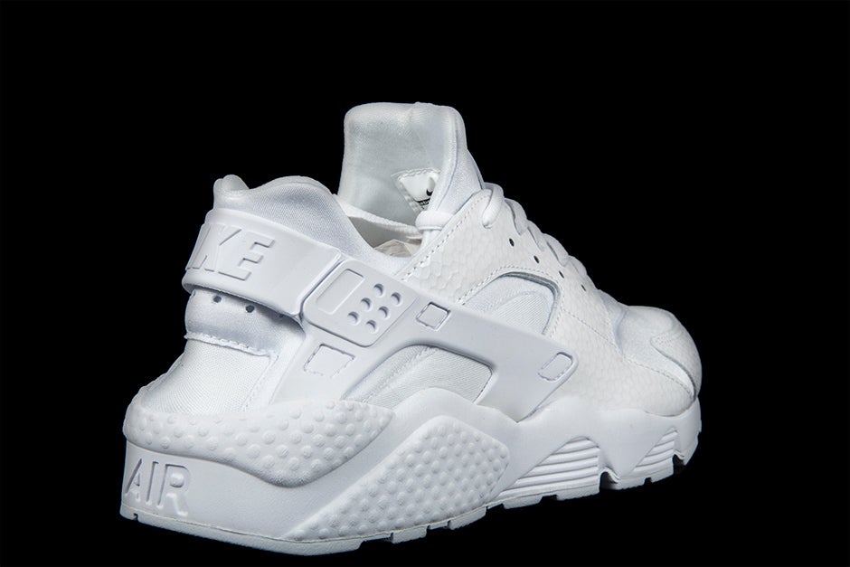 NIKE WOMENS AIR HUARACHE RUN PRM