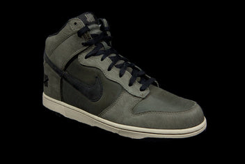 NIKE DUNK PREMIUM HIGH UNDEFEATED SP