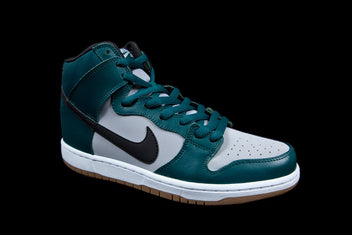 NIKE DUNK HIGH PRO SB