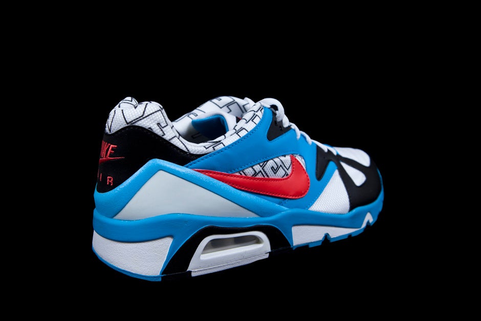 NIKE AIR STRUCTURE TRIAX 91