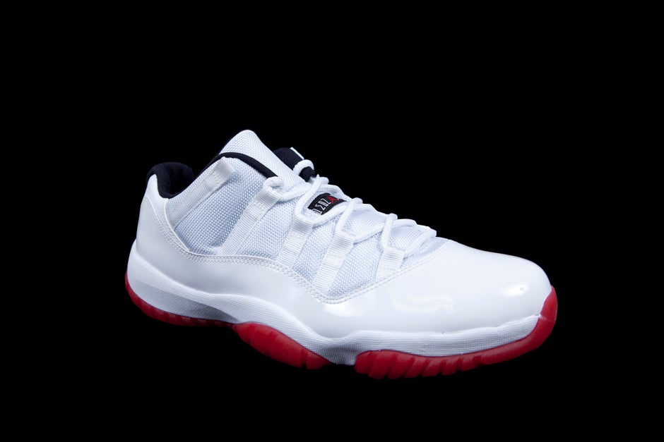 AIR JORDAN 11 RETRO LOW