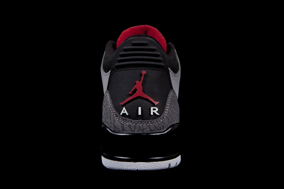 AIR JORDAN 3 RETRO