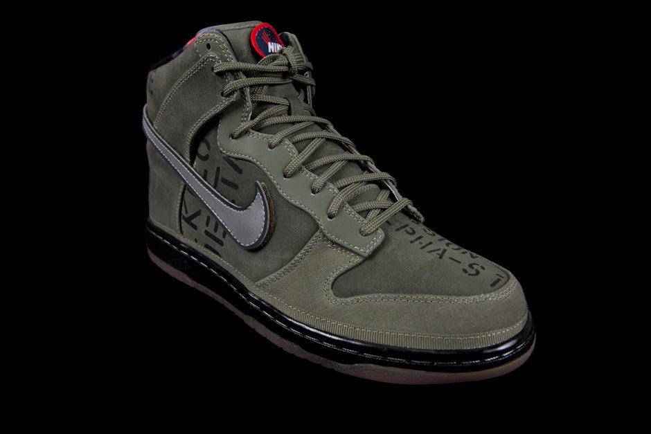 NIKE DUNK HIGH PREMIUM QS