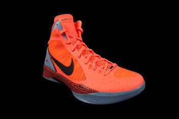 NIKE ZOOM HYPERDUNK 2011 BG