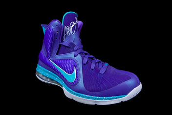 NIKE LEBRON 9