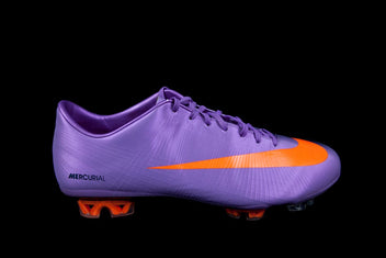 NIKE MERCURIAL VAPOR SUPERFLY II FG