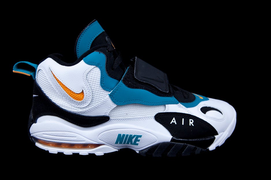 NIKE AIR MAX SPEED TURF