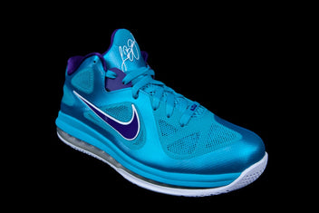 NIKE LEBRON 9 LOW