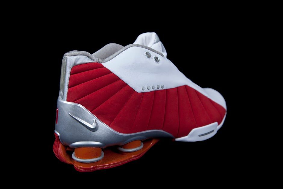 NIKE SHOX BB4