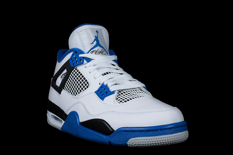 AIR JORDAN 4 RETRO