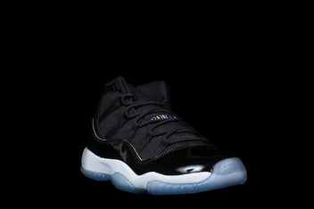 AIR JORDAN 11 RETRO BG