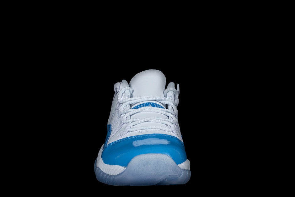 AIR JORDAN 11 RETRO LOW BG