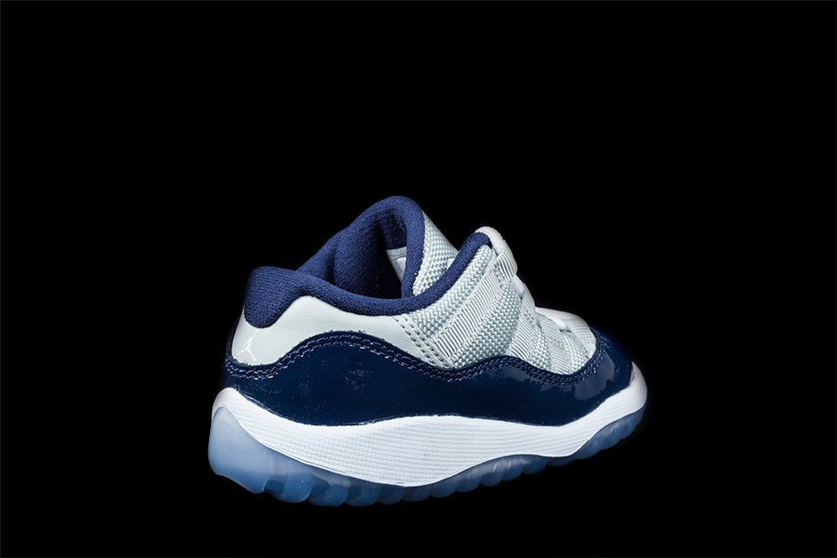 AIR JORDAN 11 RETRO LOW BT