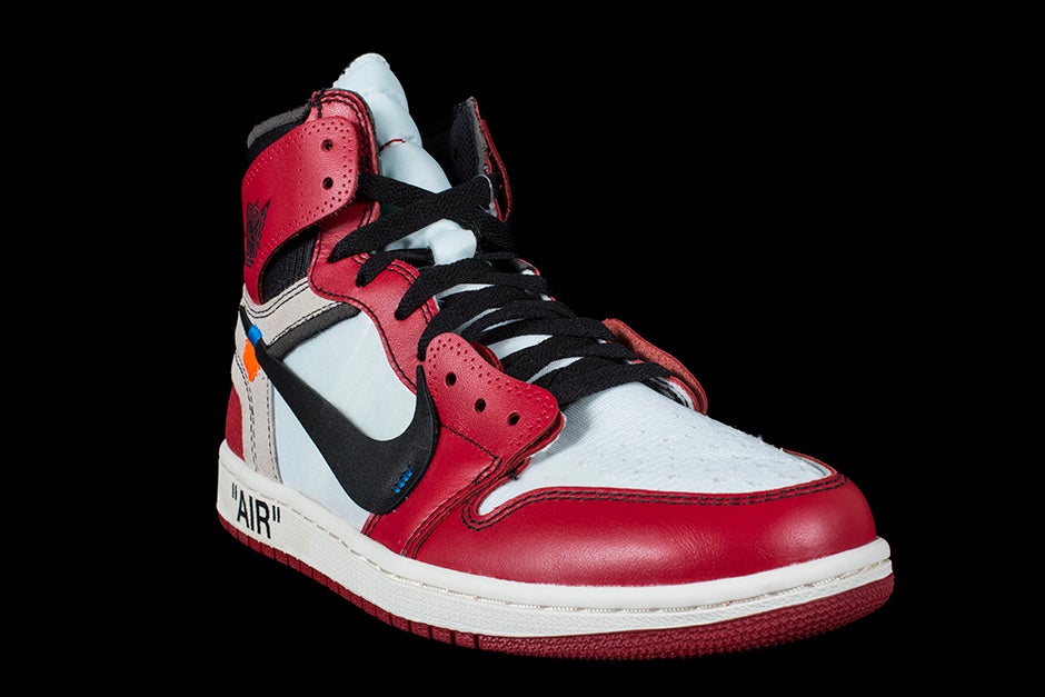 THE 10 : AIR JORDAN 1