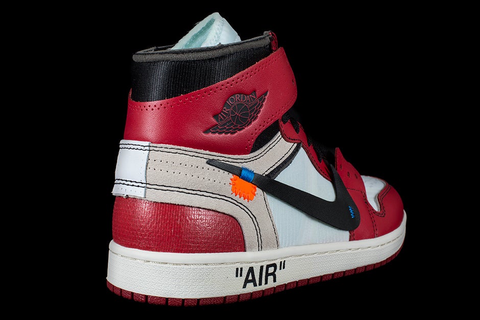 THE 10 : AIR JORDAN 1