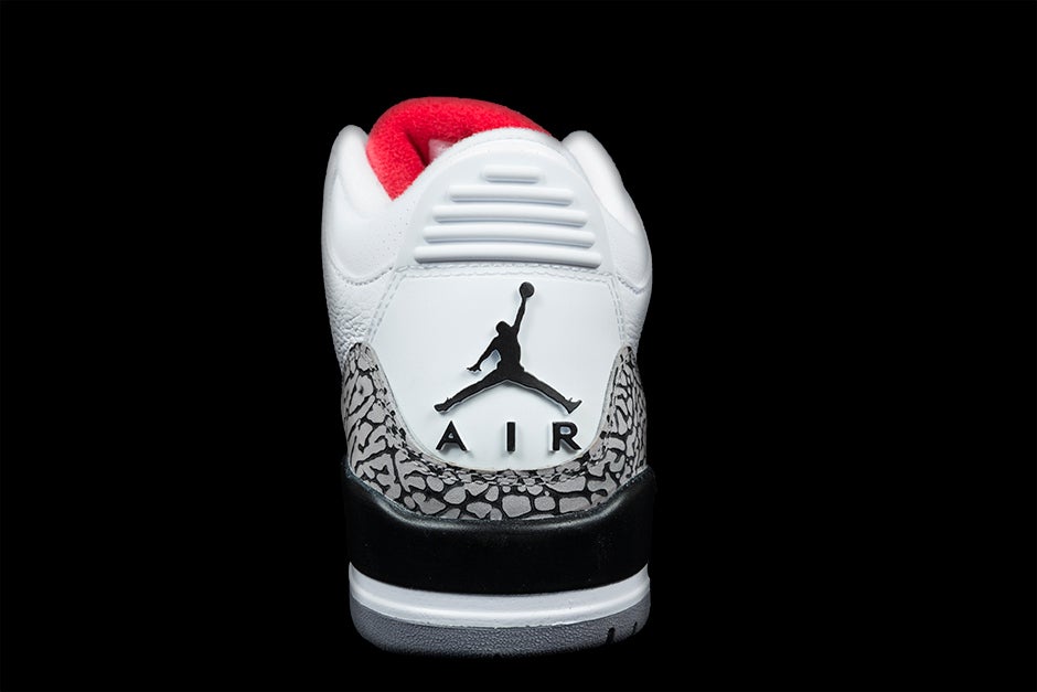 AIR JORDAN 3 RETRO 2011