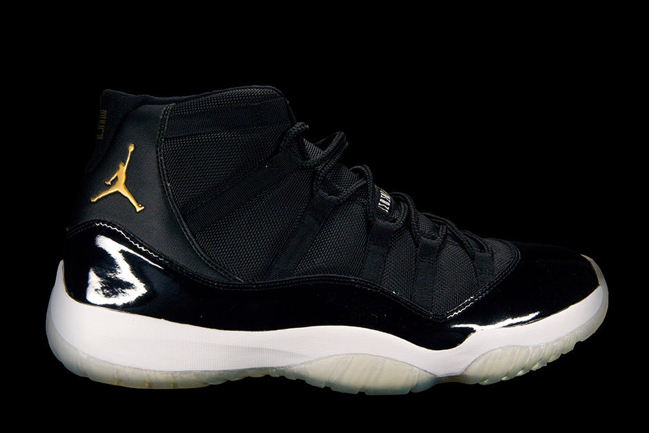 AIR JORDAN 11 RETRO PE