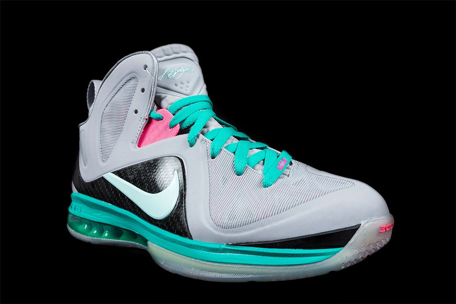 NIKE LEBRON 9 P.S. ELITE