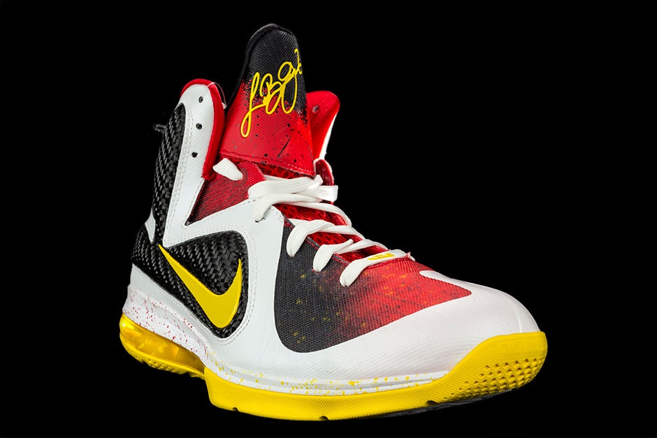 LEBRON 9 CHAMPIONSHIP PACK