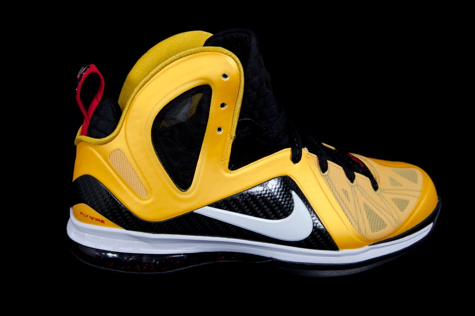 NIKE LEBRON 9 P.S. ELITE