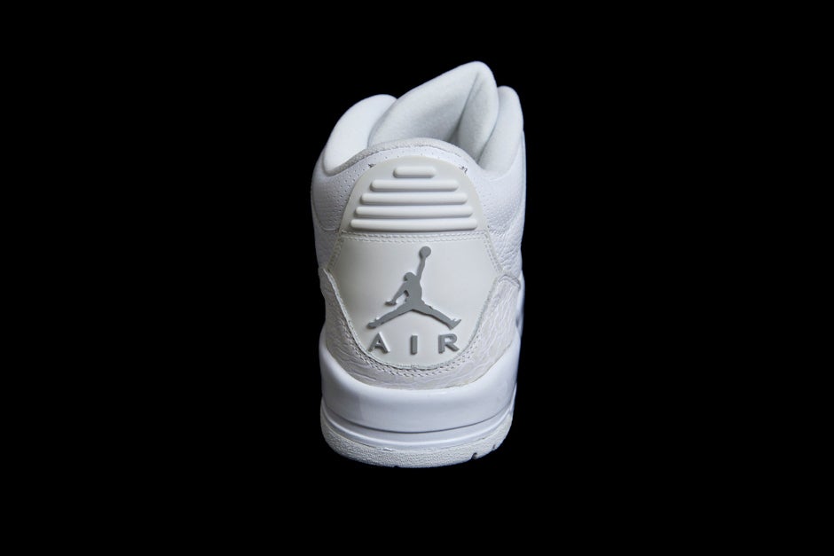 AIR JORDAN 3 RETRO