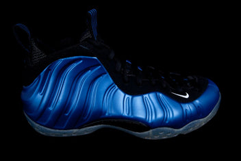 NIKE AIR FOAMPOSITE ONE