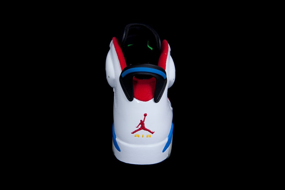 AIR JORDAN 6 RETRO