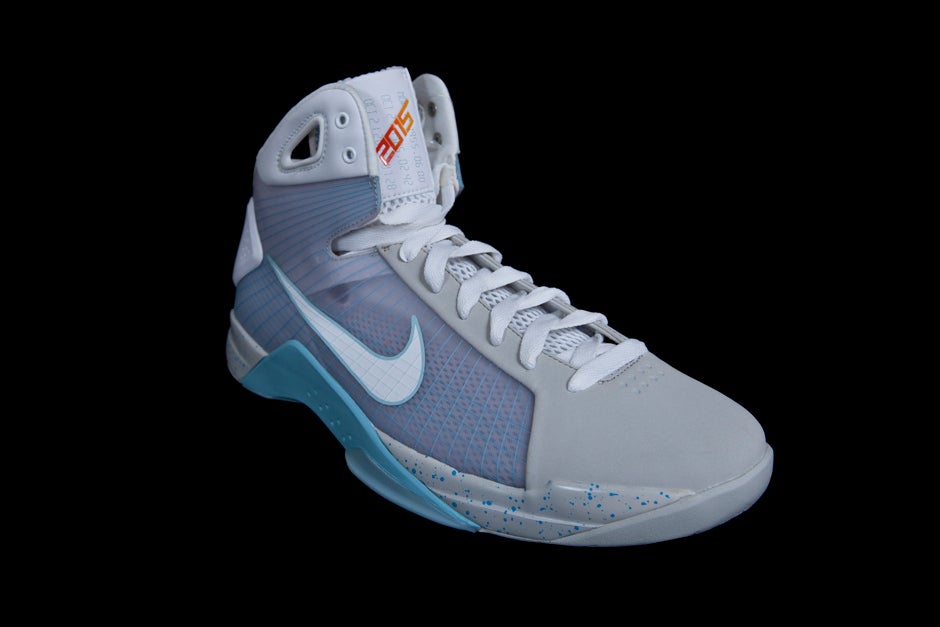 NIKE HYPERDUNK SUPREME