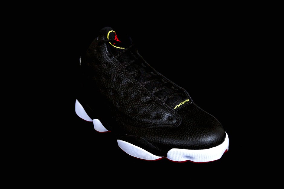 AIR JORDAN 13 RETRO