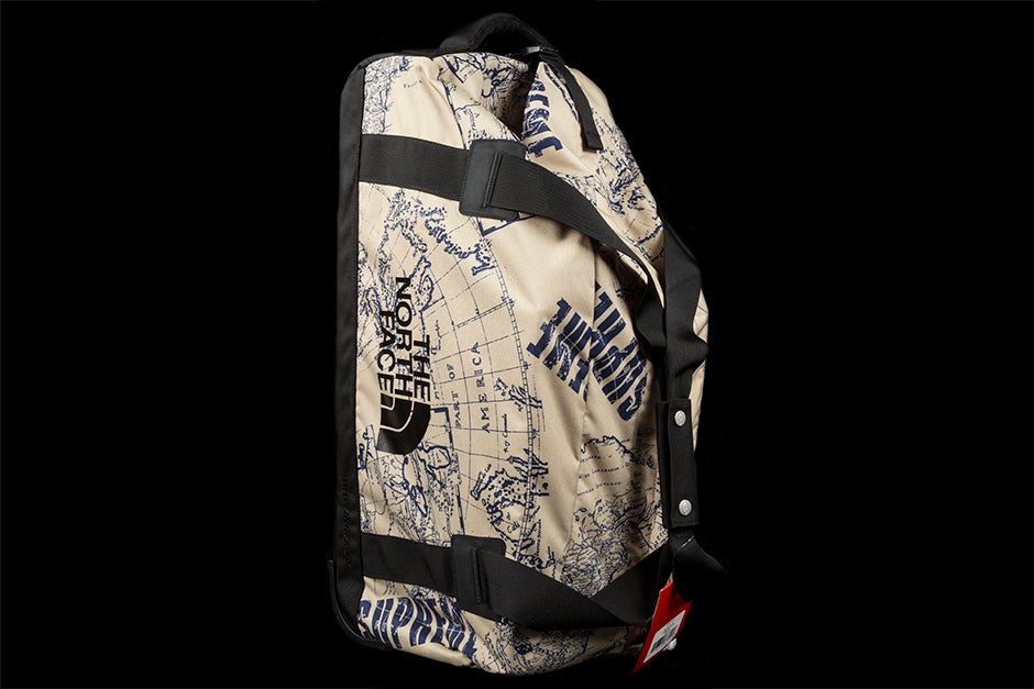 SUPREME X THE NORTH FACE ROLLING BAG