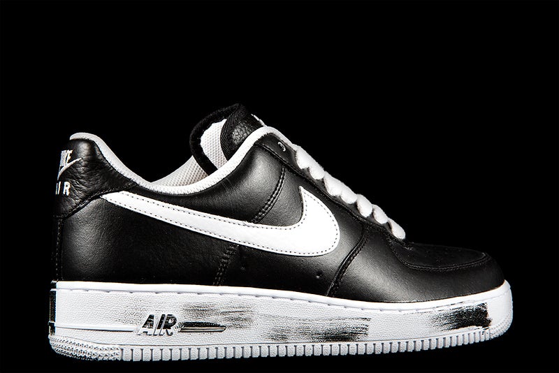 NIKE AIR FORCE 1 '07 / PARA?NOISE