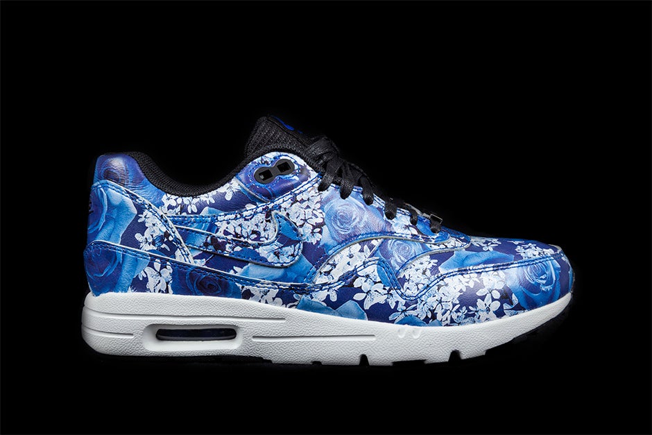 NIKE WOMENS AIR MAX 1 ULTRA LOTC QS