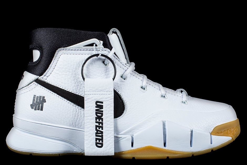 NIKE KOBE 1 PROTRO UND