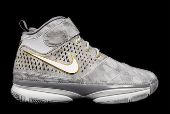 NIKE ZOOM KOBE II PRELUDE