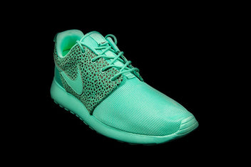 NIKE ROSHERUN PREMIUM