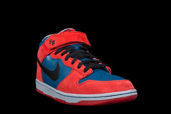 NIKE DUNK MID PRO SB